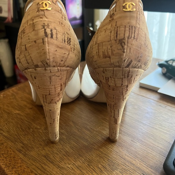 CHANEL 💫 Cork Heels - Picture 8 of 8
